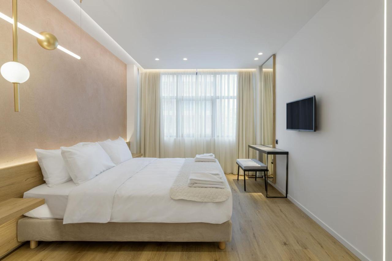Acropolis Magenta Luxury Suites Athen Exterior foto