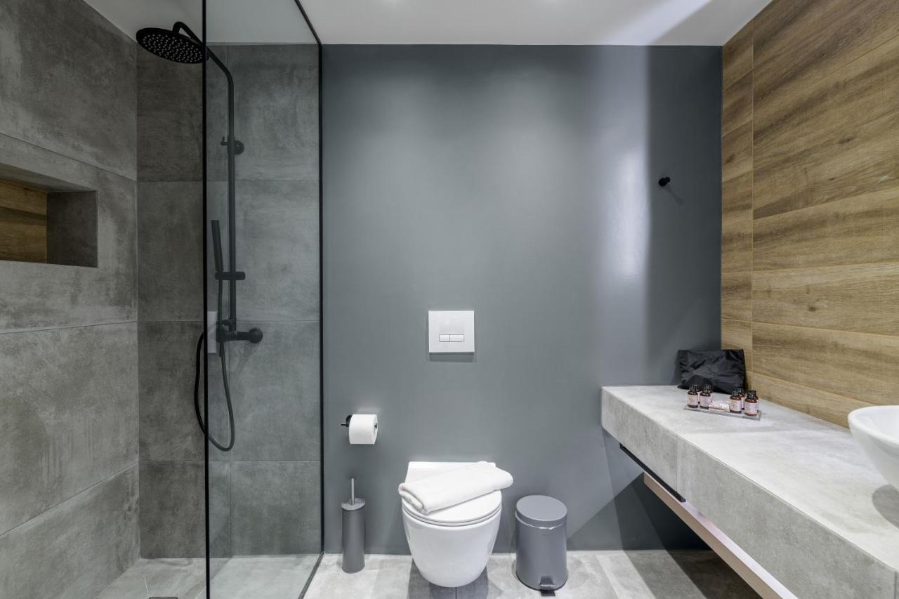 Acropolis Magenta Luxury Suites Athen Exterior foto